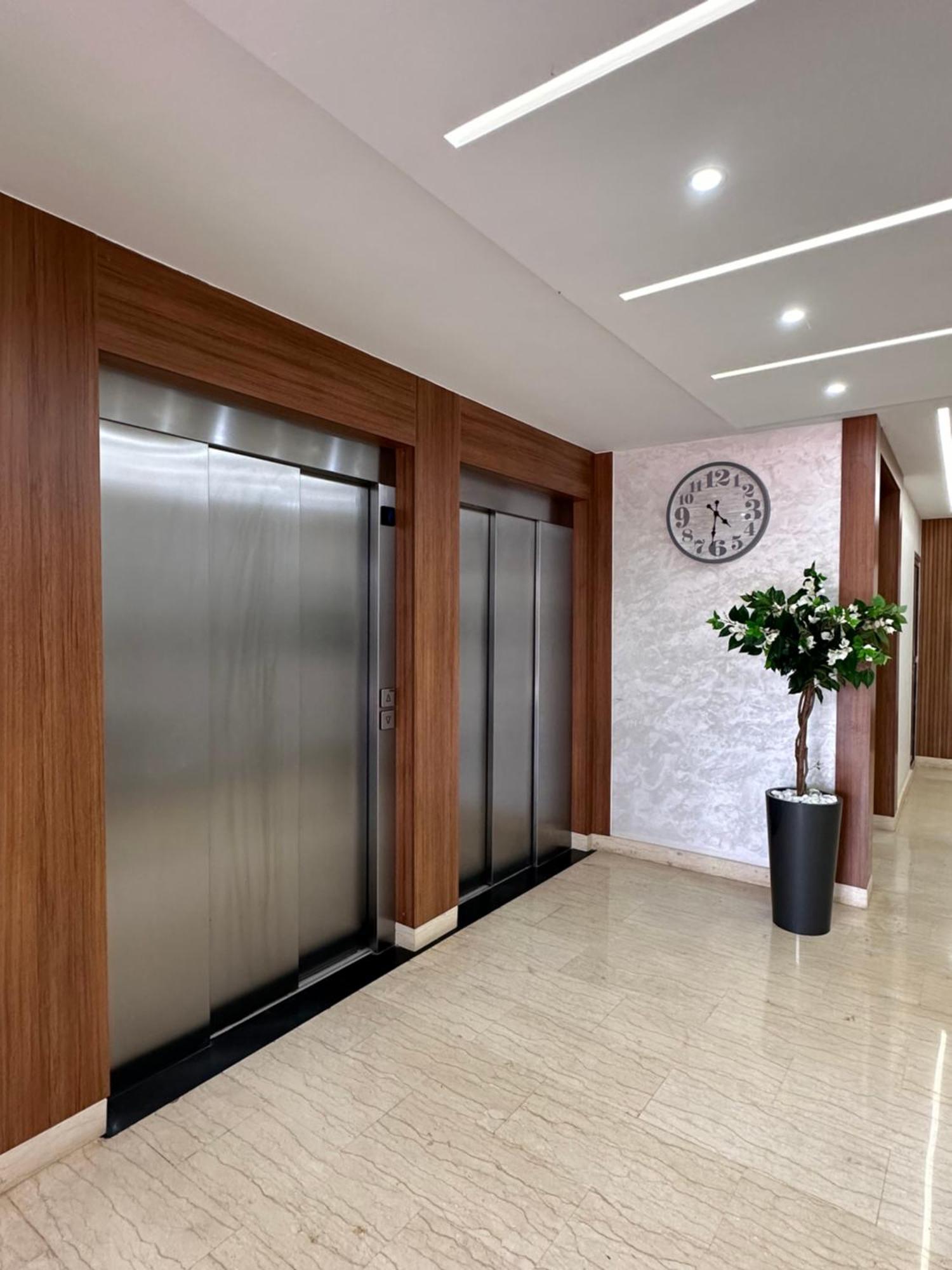 Luxe Appartement Berkane Exterior photo