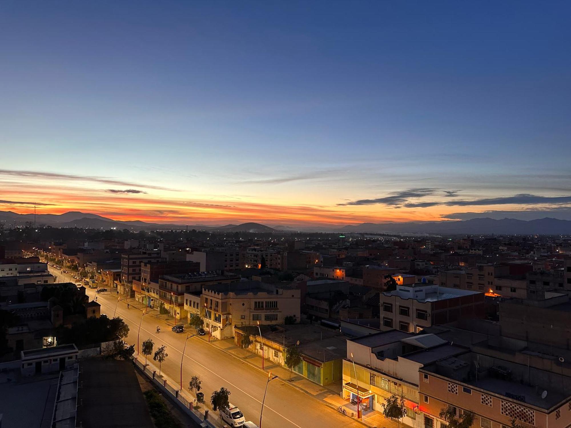 Luxe Appartement Berkane Exterior photo